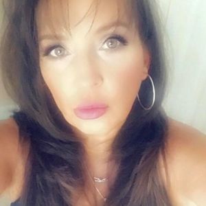 Meet your Posher, Debra